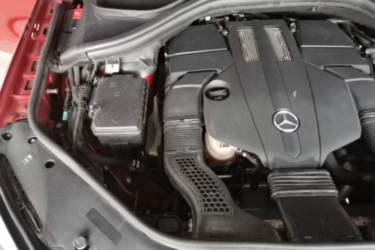 Used Mercedes-Benz GLE Coupe 2017 GLE 320 4MATIC Coupe SUV Engine Bay Right