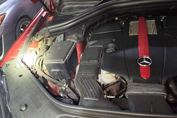 Used Mercedes-Benz GLE Coupe 2017 GLE 450 AMG 4MATIC Coupe SUV Engine Bay Right