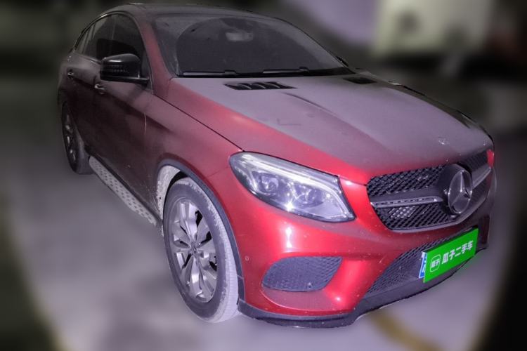 Used Mercedes-Benz GLE Coupe 2017 GLE 400 4MATIC Coupe SUV Front Right 45 Deg