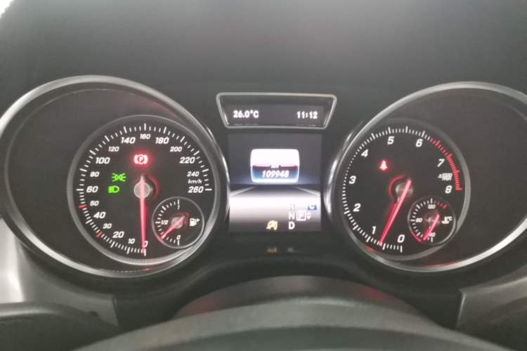 Used Mercedes-Benz GLE Coupe 2017 GLE 320 4MATIC Coupe SUV Instrument Cluster