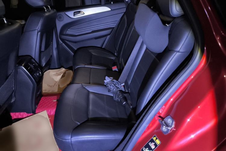 Used Mercedes-Benz GLE Coupe 2017 GLE 400 4MATIC Coupe SUV Left Rear Seat
