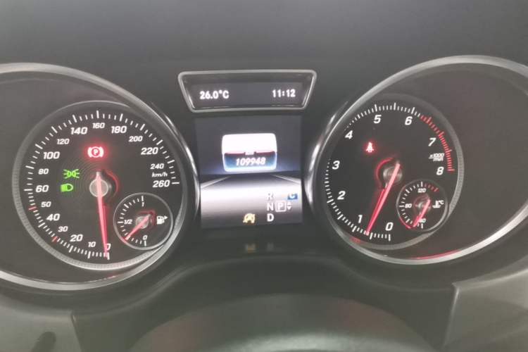 Used Mercedes-Benz GLE Coupe 2017 GLE 320 4MATIC Coupe SUV Odometer Close Up