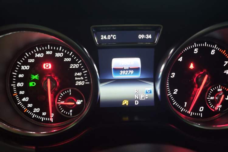 Used Mercedes-Benz GLE Coupe 2017 GLE 450 AMG 4MATIC Coupe SUV Odometer Close Up