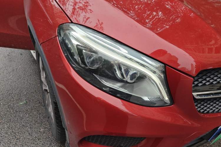 Used Mercedes-Benz GLE Coupe 2017 GLE 400 4MATIC Coupe SUV Right Front Headlight