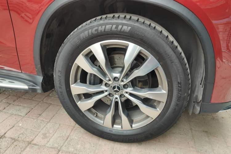 Used Mercedes-Benz GLE Coupe 2017 GLE 400 4MATIC Coupe SUV Right Front Wheel Hub