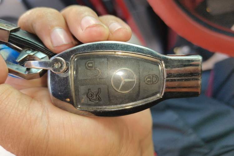 Used Mercedes-Benz GLE Coupe 2017 GLE 320 4MATIC Coupe SUV Vehicle Key