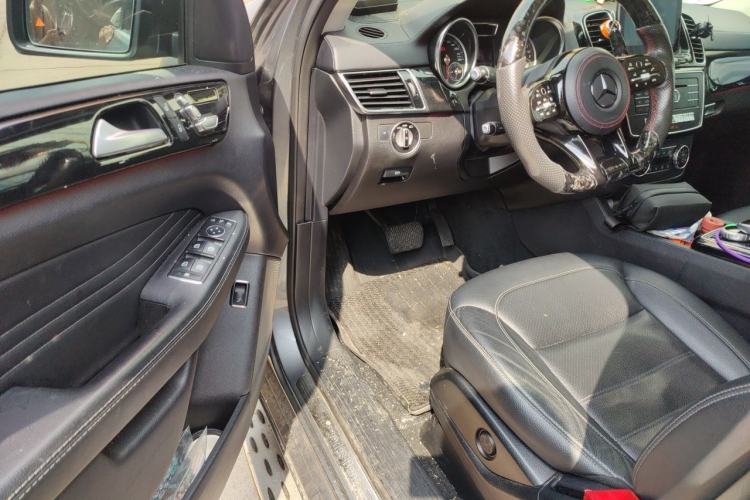 Used Mercedes-Benz GLE Coupe 2017 GLE 400 4MATIC Coupe SUV Driver Seat