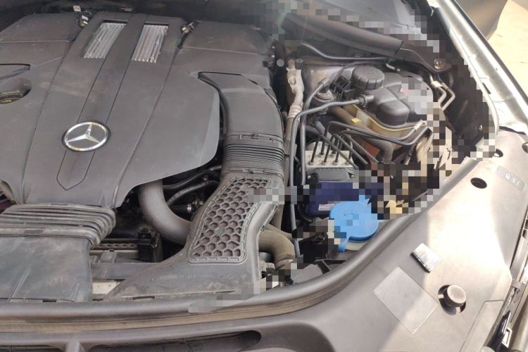 Used Mercedes-Benz GLE Coupe 2017 GLE 400 4MATIC Coupe SUV Engine Bay Left
