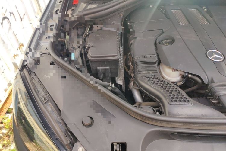 Used Mercedes-Benz GLE Coupe 2017 GLE 400 4MATIC Coupe SUV Engine Bay Right