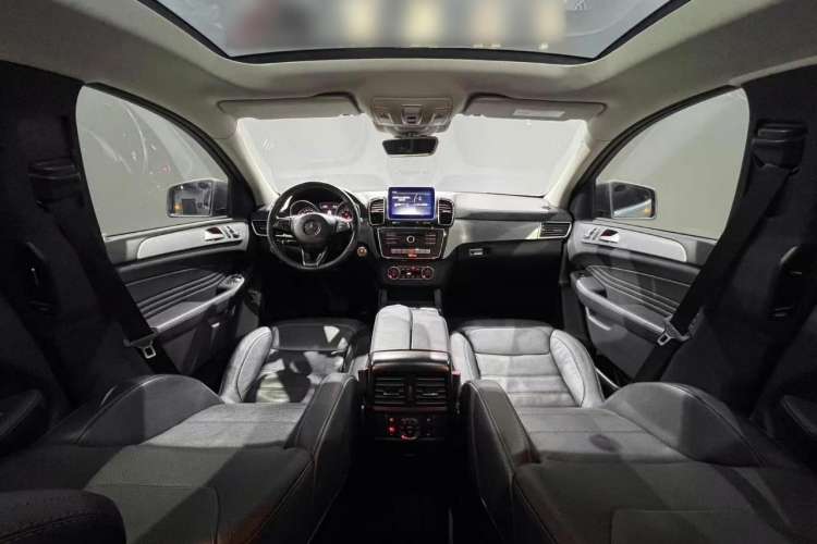 Used Mercedes-Benz GLE Coupe 2017 GLE 400 4MATIC Coupe SUV Headliner