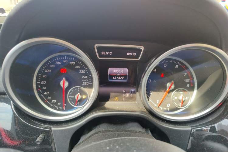 Used Mercedes-Benz GLE Coupe 2017 GLE 400 4MATIC Coupe SUV Odometer Close Up