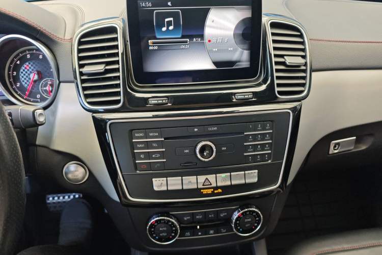 Used Mercedes-Benz GLE Coupe 2017 GLE 450 AMG 4MATIC Coupe SUV Audio And AC Panel