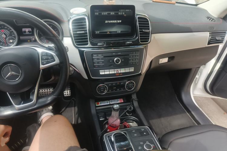 Used Mercedes-Benz GLE Coupe 2017 GLE 450 AMG 4MATIC Coupe SUV Center Console