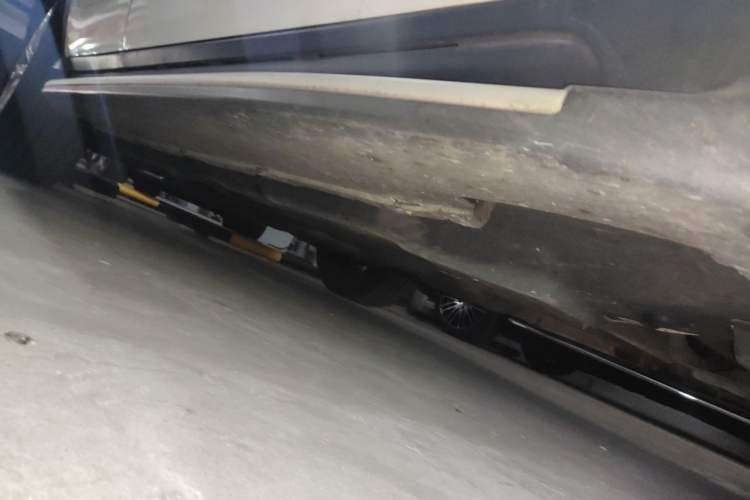 Used Mercedes-Benz GLE Coupe 2017 GLE 320 4MATIC Coupe SUV Chassis Front Right