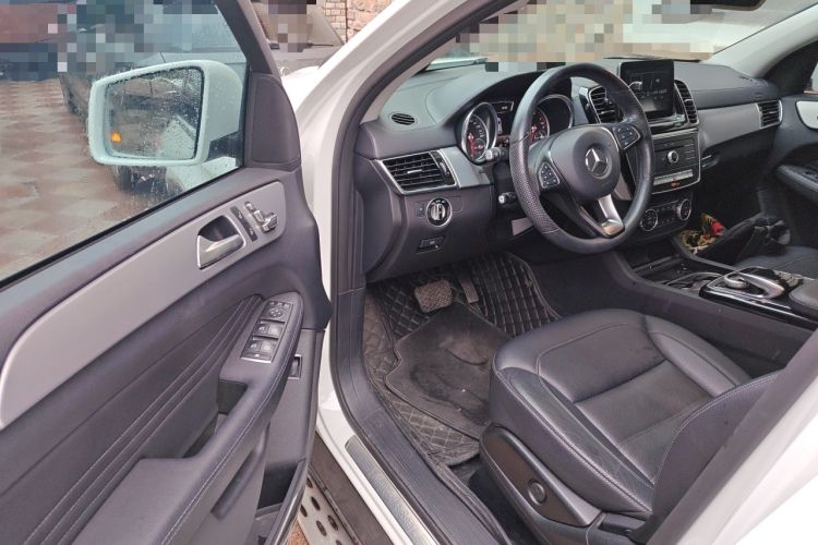 Used Mercedes-Benz GLE Coupe 2017 GLE 400 4MATIC Coupe SUV Driver Seat