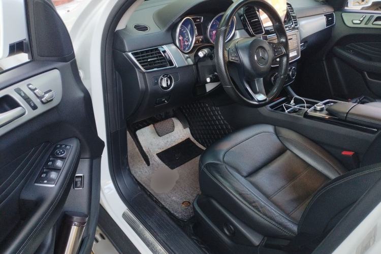 Used Mercedes-Benz GLE Coupe 2017 GLE 320 4MATIC Coupe SUV Driver Seat