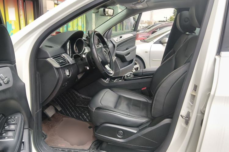 Used Mercedes-Benz GLE Coupe 2017 GLE 320 4MATIC Coupe SUV Driver Seat