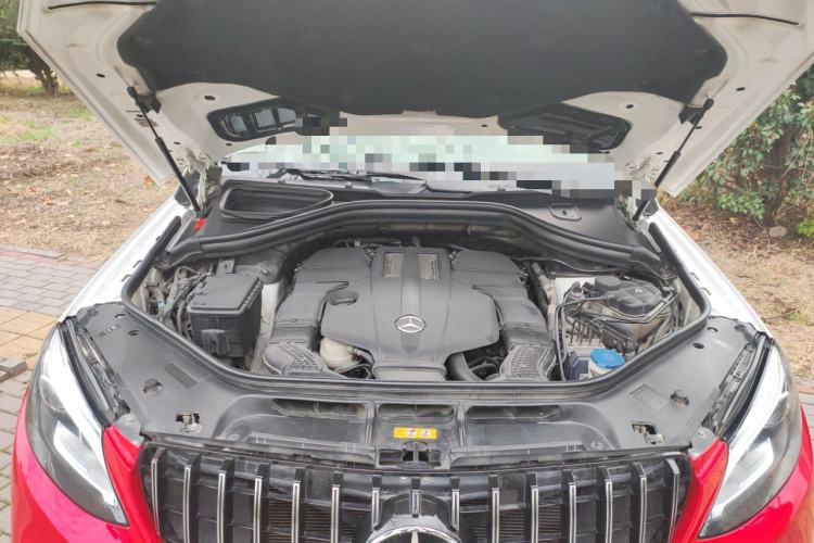 Used Mercedes-Benz GLE Coupe 2017 GLE 320 4MATIC Coupe SUV Engine Bay