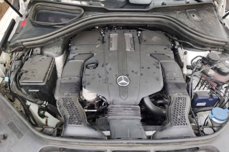 Used Mercedes-Benz GLE Coupe 2017 GLE 400 4MATIC Coupe SUV Engine Bay