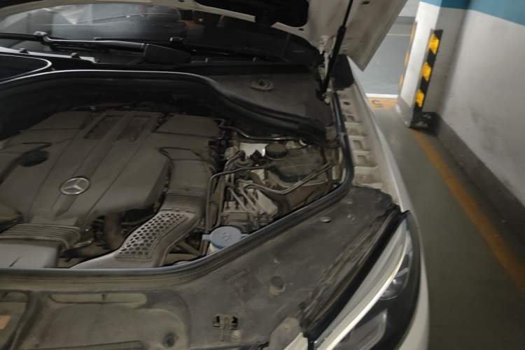 Used Mercedes-Benz GLE Coupe 2017 GLE 320 4MATIC Coupe SUV Engine Bay Left