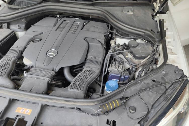Used Mercedes-Benz GLE Coupe 2017 GLE 400 4MATIC Coupe SUV Engine Bay Left