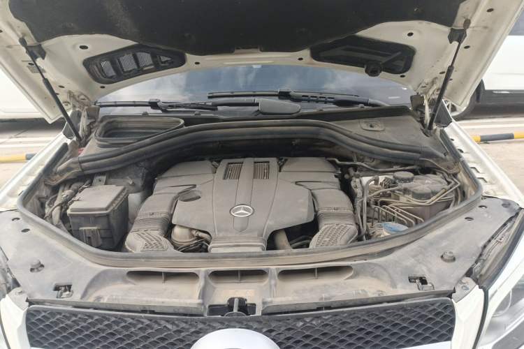 Used Mercedes-Benz GLE Coupe 2017 GLE 320 4MATIC Coupe SUV Engine Bay
