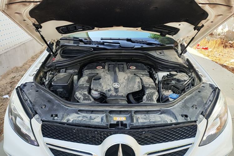 Used Mercedes-Benz GLE Coupe 2017 GLE 320 4MATIC Coupe SUV Engine Bay