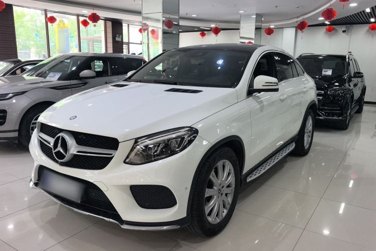 Used Mercedes-Benz GLE Coupe 2017 GLE 320 4MATIC Coupe SUV Exterior 3