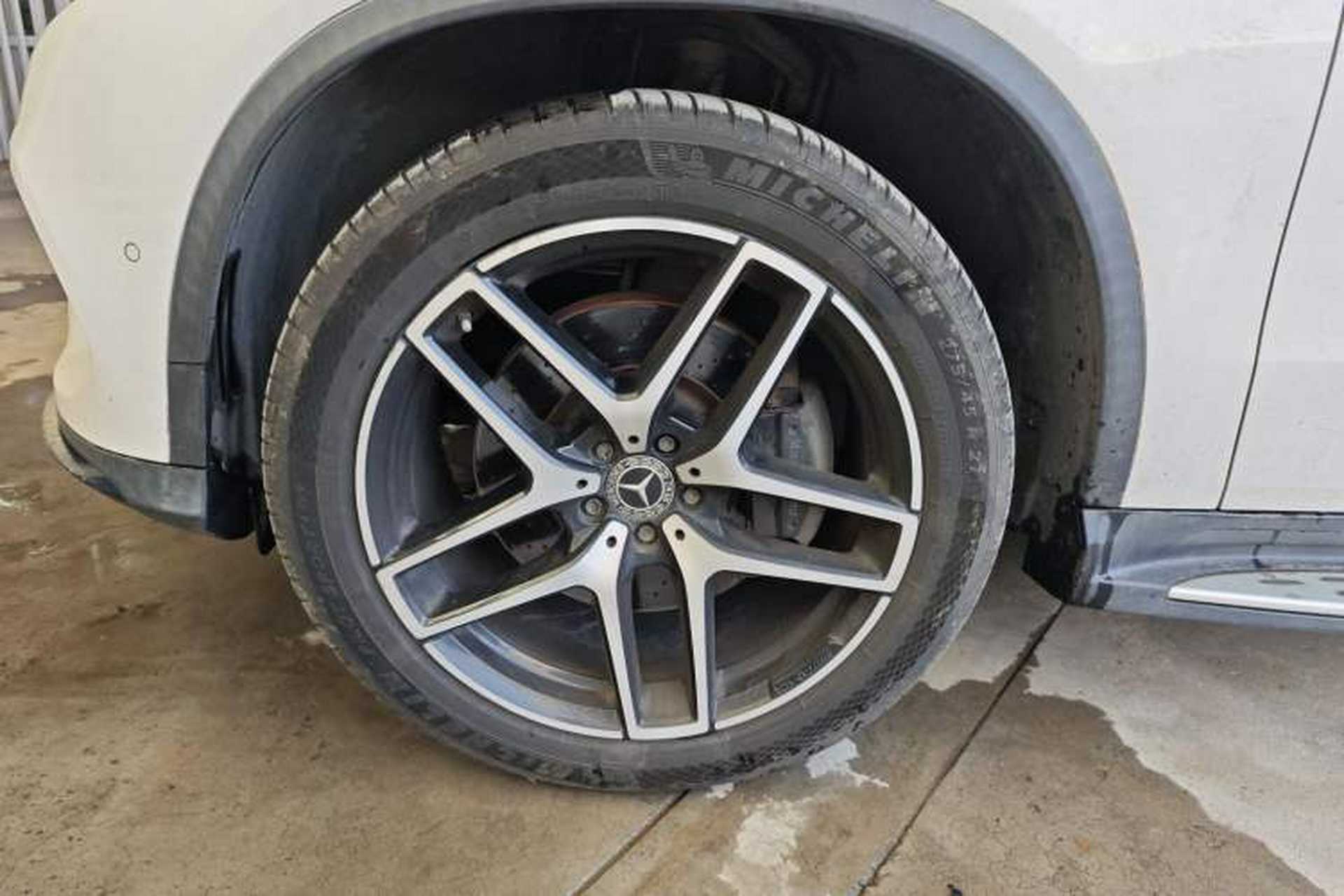 Used Mercedes-Benz GLE Coupe 2017 GLE 450 AMG 4MATIC Coupe SUV Exterior 4