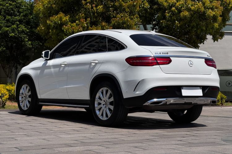 Used Mercedes-Benz GLE Coupe 2017 GLE 320 4MATIC Coupe SUV Exterior 7