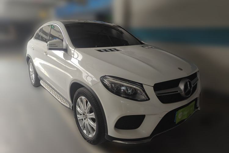 Used Mercedes-Benz GLE Coupe 2017 GLE 320 4MATIC Coupe SUV Front Right 45 Deg