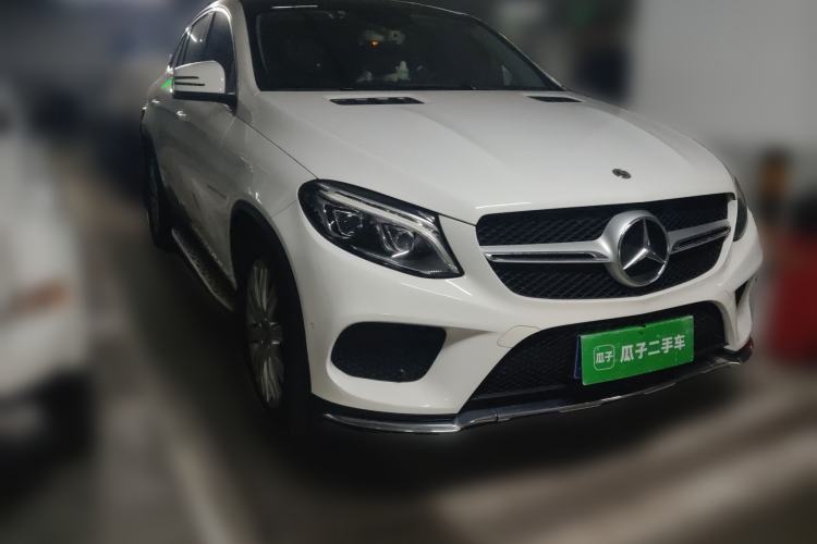 Used Mercedes-Benz GLE Coupe 2017 GLE 320 4MATIC Coupe SUV Front Right 45 Deg