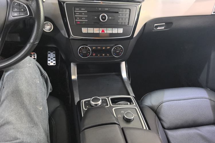 Used Mercedes-Benz GLE Coupe 2017 GLE 320 4MATIC Coupe SUV Gear Lever