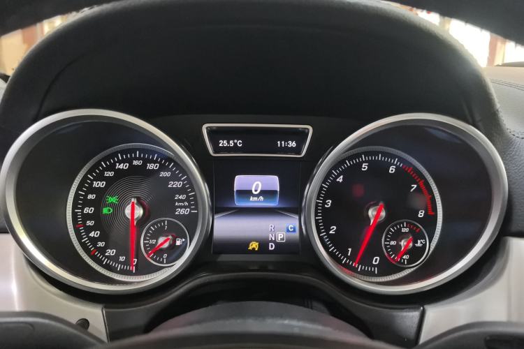 Used Mercedes-Benz GLE Coupe 2017 GLE 320 4MATIC Coupe SUV Instrument Cluster