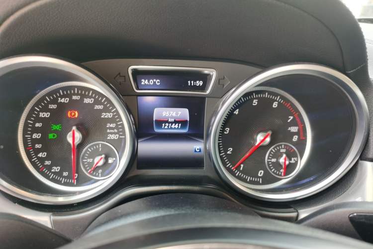 Used Mercedes-Benz GLE Coupe 2017 GLE 400 4MATIC Coupe SUV Instrument Cluster