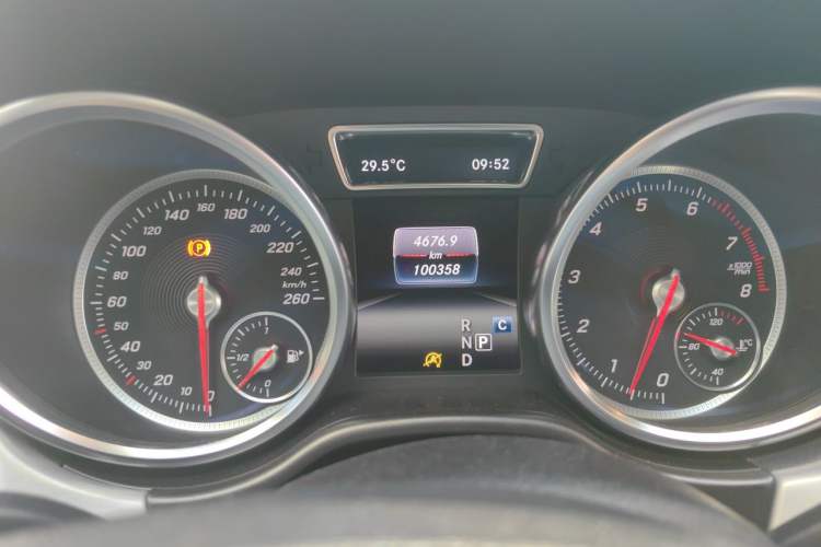 Used Mercedes-Benz GLE Coupe 2017 GLE 320 4MATIC Coupe SUV Instrument Cluster