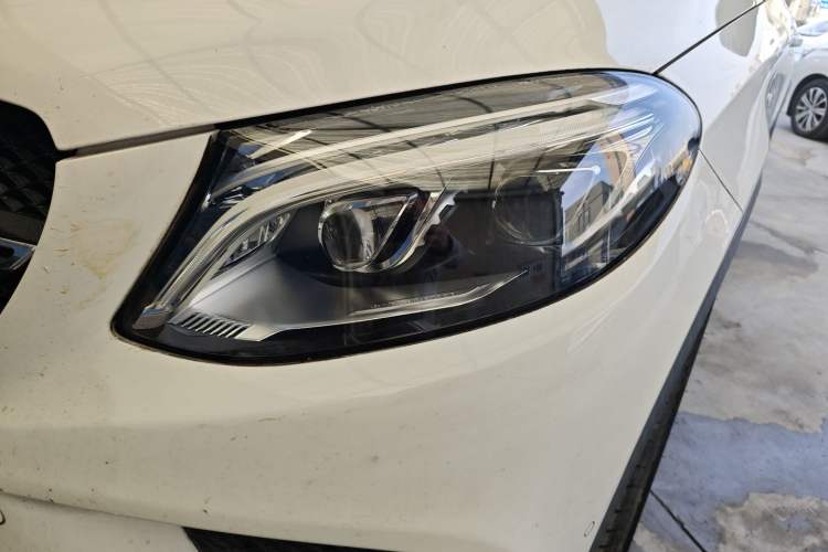 Used Mercedes-Benz GLE Coupe 2017 GLE 450 AMG 4MATIC Coupe SUV Left Front Headlight