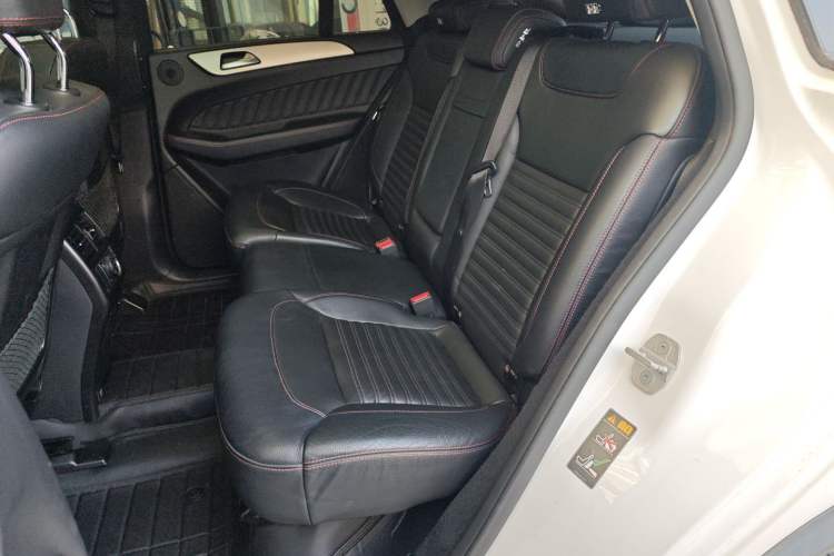 Used Mercedes-Benz GLE Coupe 2017 GLE 450 AMG 4MATIC Coupe SUV Left Rear Seat