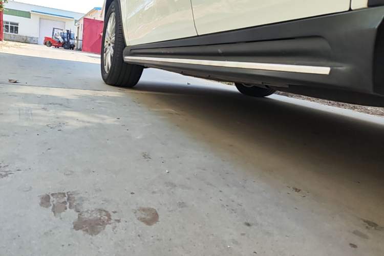 Used Mercedes-Benz GLE Coupe 2017 GLE 320 4MATIC Coupe SUV Left Side Sill