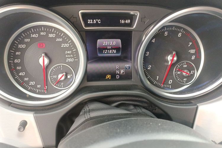 Used Mercedes-Benz GLE Coupe 2017 GLE 320 4MATIC Coupe SUV Odometer Close Up