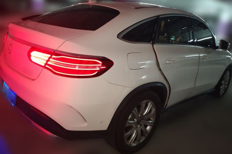 Used Mercedes-Benz GLE Coupe 2017 GLE 320 4MATIC Coupe SUV Rear Right 45 Deg