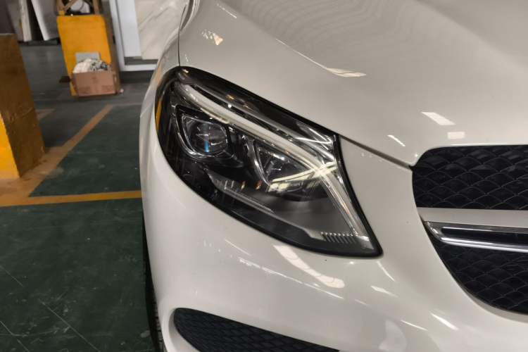 Used Mercedes-Benz GLE Coupe 2017 GLE 400 4MATIC Coupe SUV Right Front Headlight
