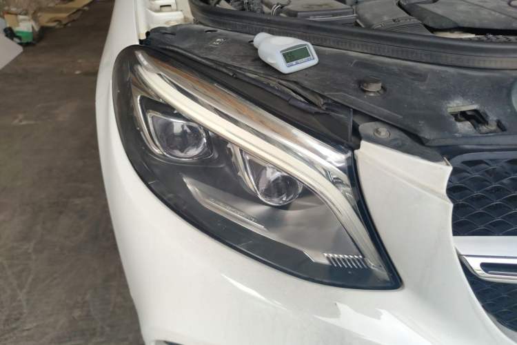 Used Mercedes-Benz GLE Coupe 2017 GLE 400 4MATIC Coupe SUV Right Front Headlight