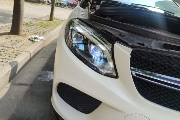 Used Mercedes-Benz GLE Coupe 2017 GLE 450 AMG 4MATIC Coupe SUV Right Front Headlight