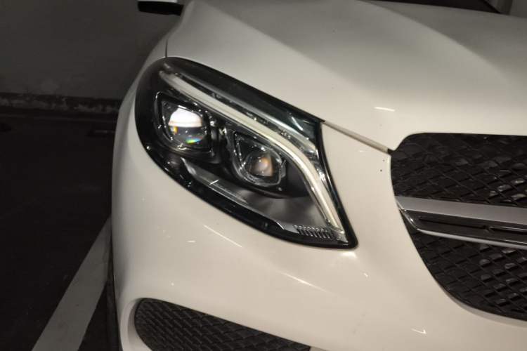 Used Mercedes-Benz GLE Coupe 2017 GLE 320 4MATIC Coupe SUV Right Front Headlight