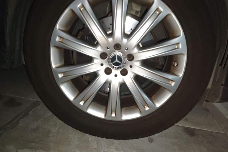 Used Mercedes-Benz GLE Coupe 2017 GLE 320 4MATIC Coupe SUV Right Front Wheel Hub