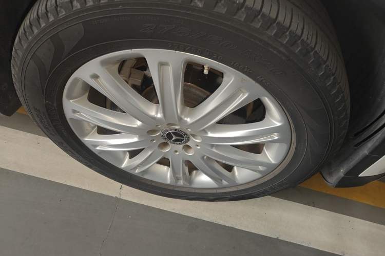 Used Mercedes-Benz GLE Coupe 2017 GLE 320 4MATIC Coupe SUV Right Front Wheel Hub