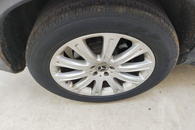 Used Mercedes-Benz GLE Coupe 2017 GLE 320 4MATIC Coupe SUV Right Rear Wheel Hub