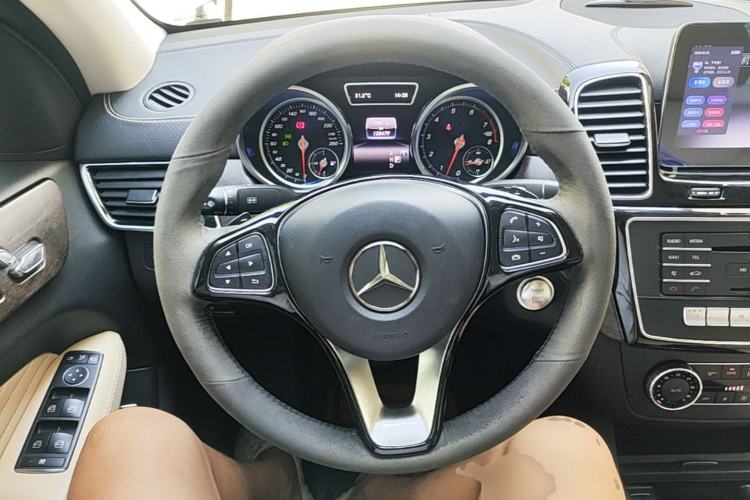 Used Mercedes-Benz GLE Coupe 2017 GLE 320 4MATIC Coupe SUV Steering Wheel