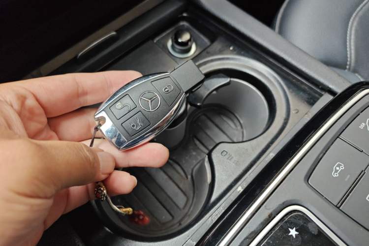 Used Mercedes-Benz GLE Coupe 2017 GLE 400 4MATIC Coupe SUV Vehicle Key